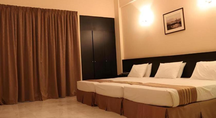 Stallions Suites Penang Jelutong Exterior foto